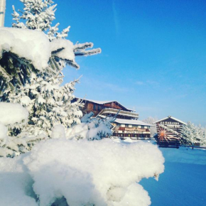 Hotel Rancho, Jachroma